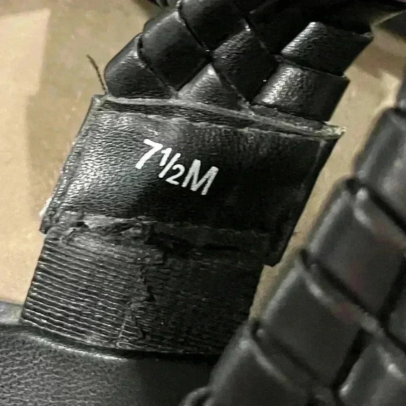 BCBGENERATION Womens Black Comfort Lara Square Toe Slip On Sandals WomenSize 7.5 - Picture 5 of 5